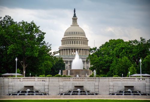 HYPE Jumps 20% as Trump Signals Legal US Path for Hyperliquid