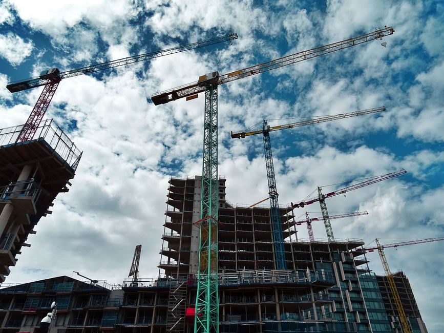 Qatari billionaire family Africa infrastructure investment concept