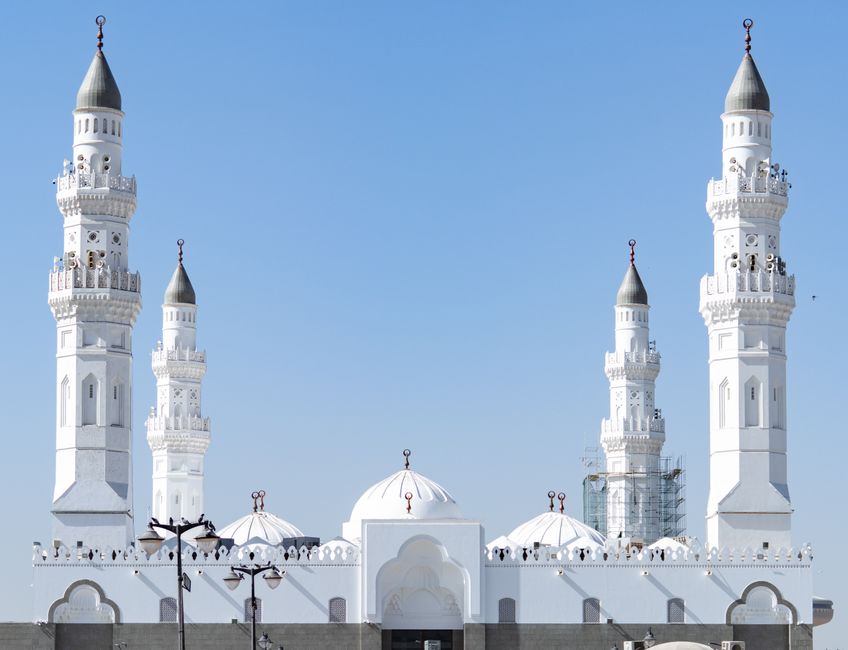 Illustration of a new theme park development under the France Saudi Arabia deal